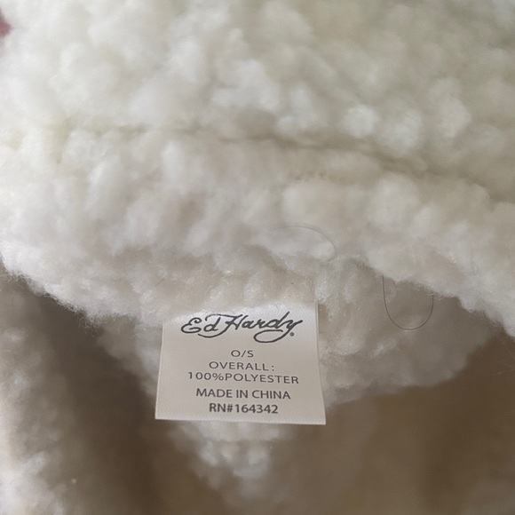 Ed Hardy Ivory Hat with Skull & Floral Embroidery NWT - Picture 9 of 11